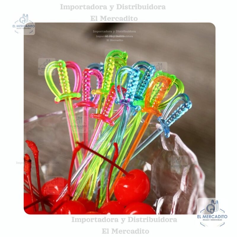 Palillos Plásticos con Forma de Espada
