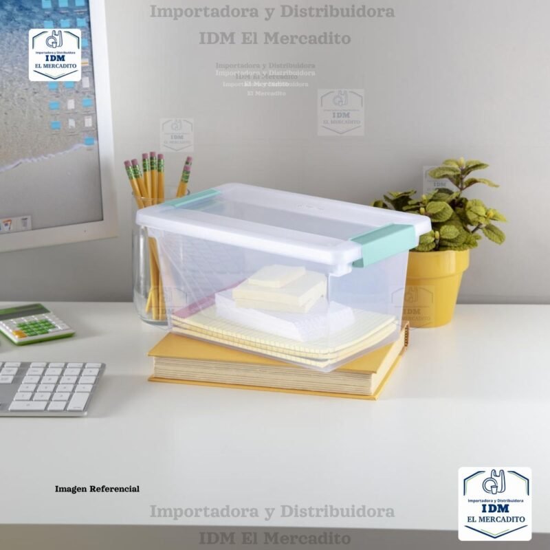 Caja organizadora Sterilite mediana, estilo clip box, 27.94 × 16.83 × 13.65 cm.